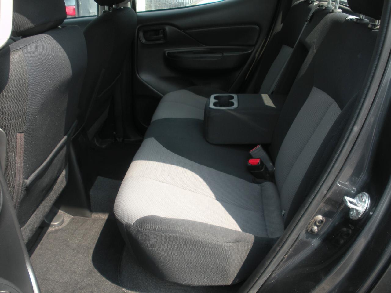 Mitsubishi L200 2.3 D Double Cab 4x4 Hurricane