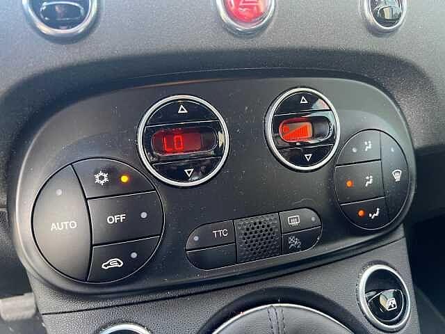 Abarth 595 1.4 Turbo T-Jet 180 CV Esseesse