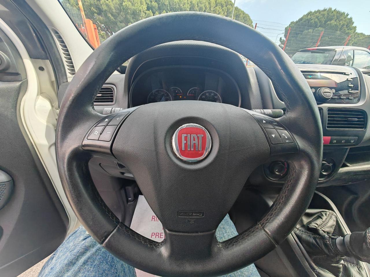 Fiat Doblo 1,6 diesel 02/2010 CV105 POSTI SETTE