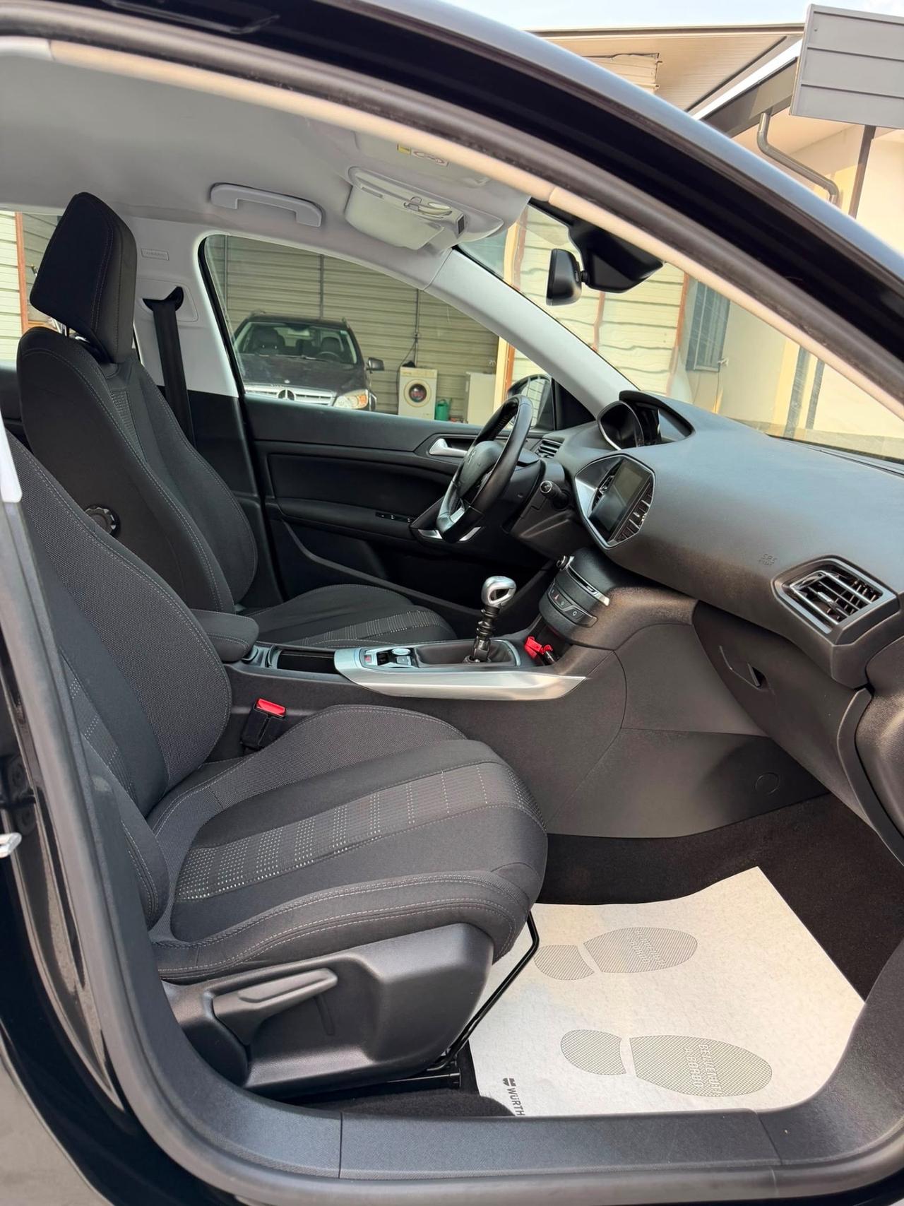 Peugeot 308 PureTech Turbo 130 S&S GT Line