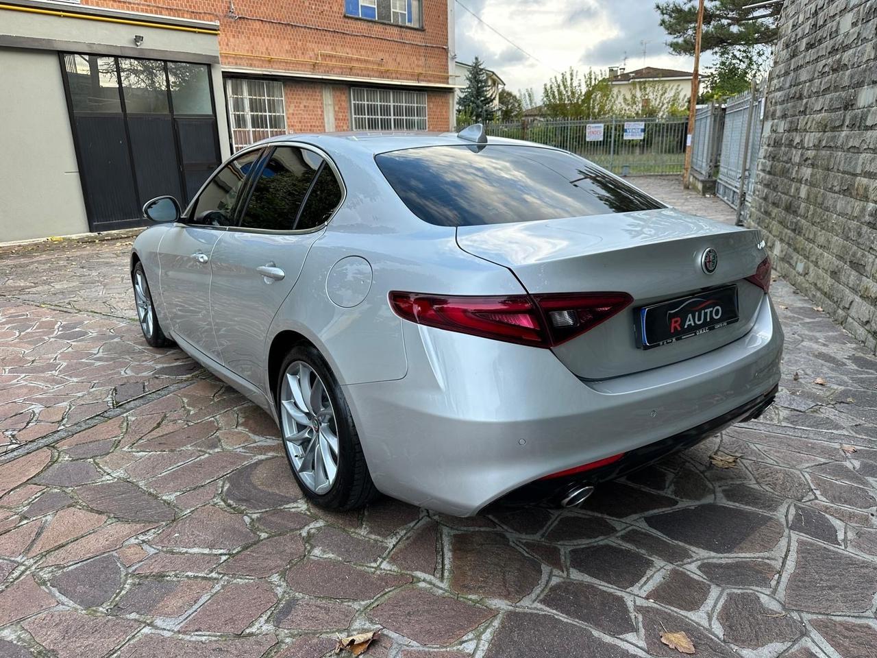 Alfa Romeo Giulia 2.2 Turbodiesel 190 CV AT8 3000 KM