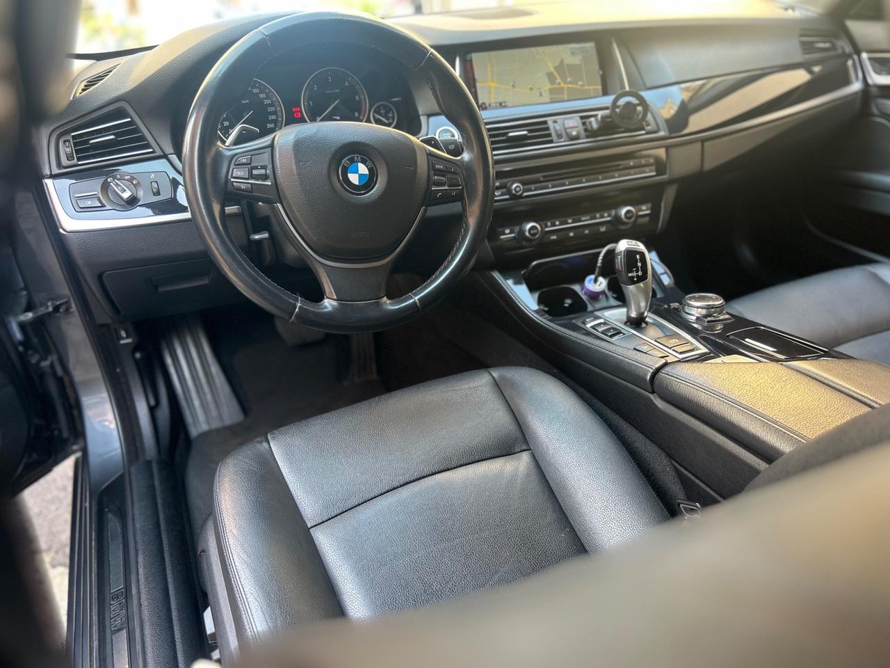 Bmw 520 520d xDrive Luxury