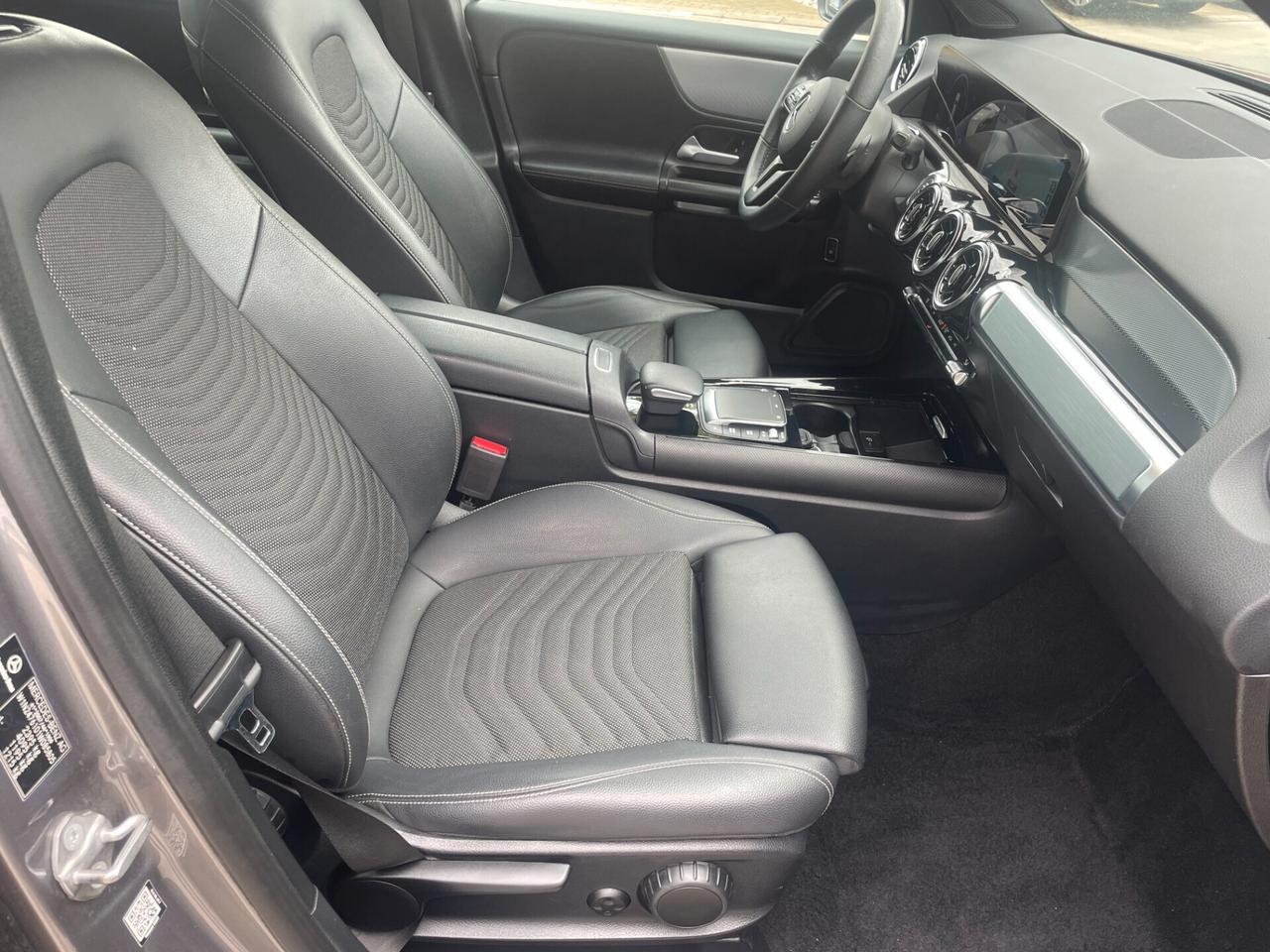 Mercedes-benz GLB 180 GLB 180 d Automatic Business 7 Posti