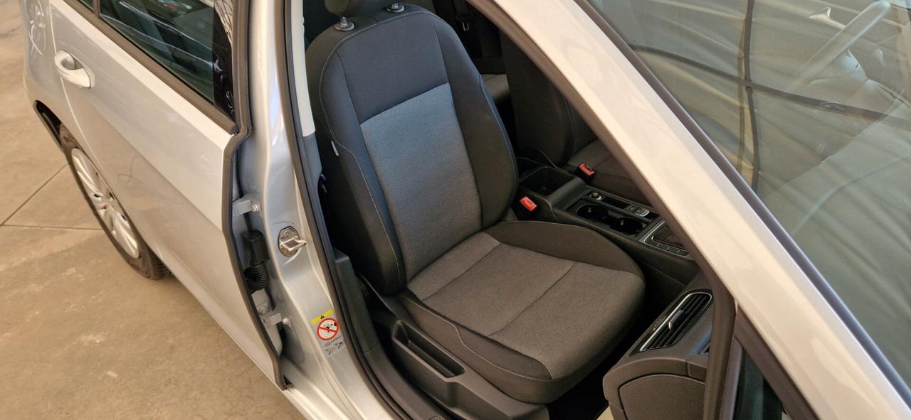 Volkswagen Golf 7 1.6 TDi 105cv *** PARI AL NUOVO ***