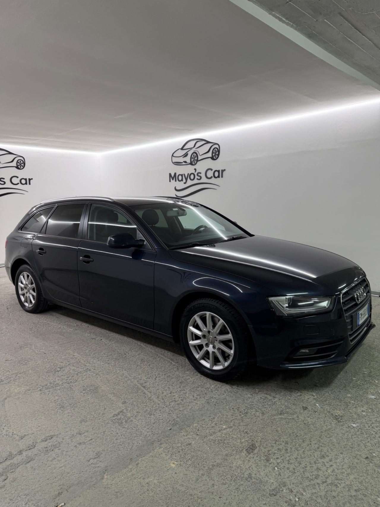 Audi A4 CAMBIO AUTOMATICO (anno 2017)