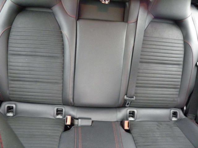 MERCEDES-BENZ A 180 d Premium