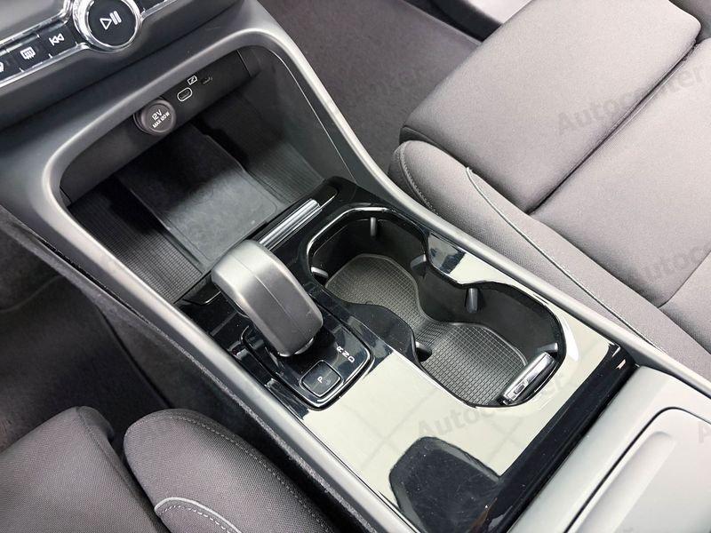 Volvo XC40 XC40 RECHARGE PURE ELETRIC SINGLE MOTOR FWD CORE N1 **AUTOCARRO SENZA GRIGLIA**