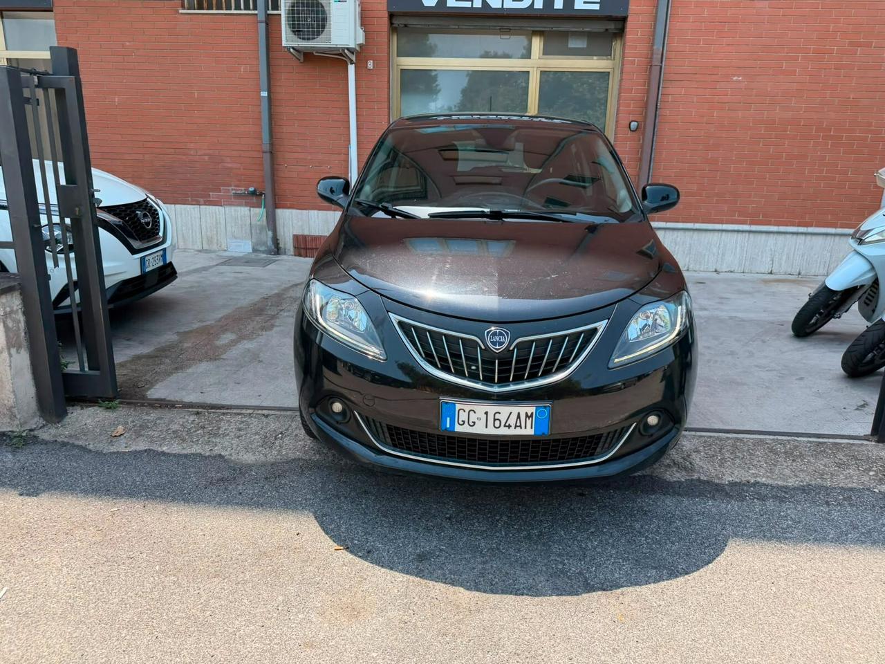 Lancia Ypsilon 1.0 FireFly 5 porte S&S Hybrid Ecochic Gold