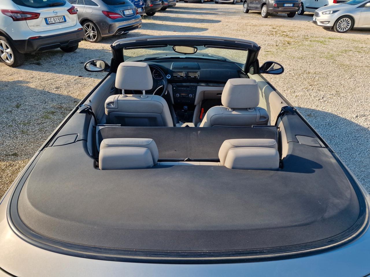 Bmw 118i Cabrio Attiva 143 CV