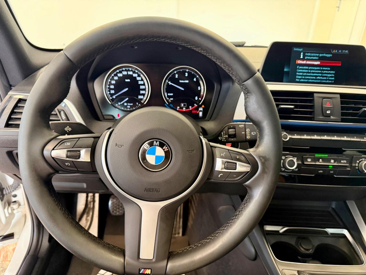 Bmw 116 116d 5p. Msport