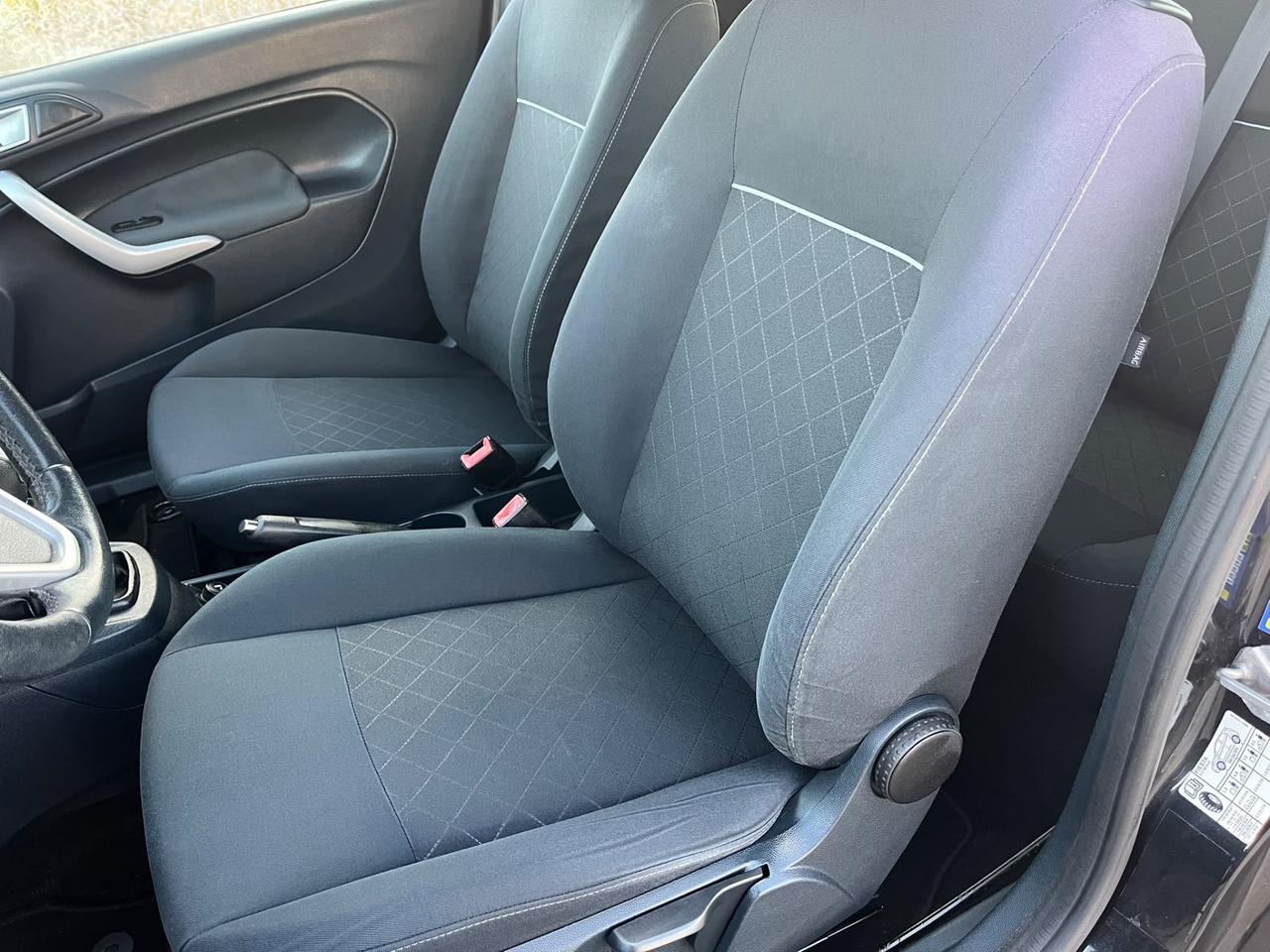 Ford Fiesta 71000 KM GARANZIA 12 MESI