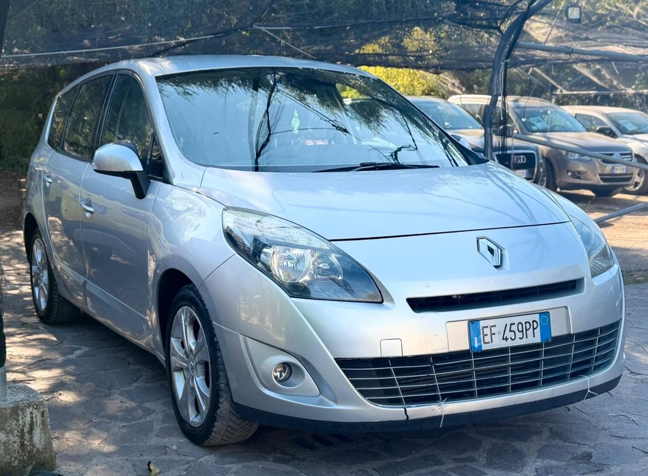 Renault Scenic Scénic 1.9 dCi 130CV Dynamique