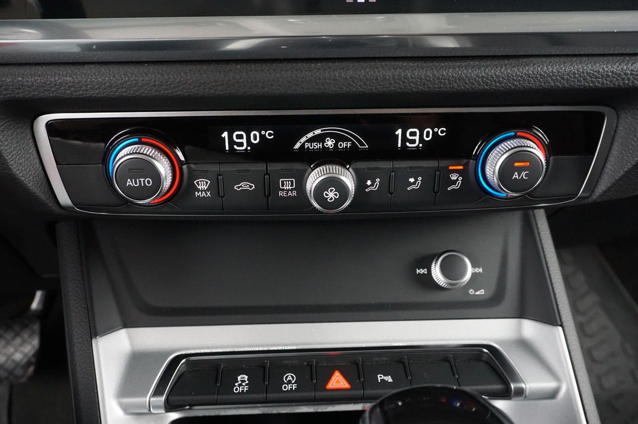 Audi Q3 35 TDI S tronic Business Advanced