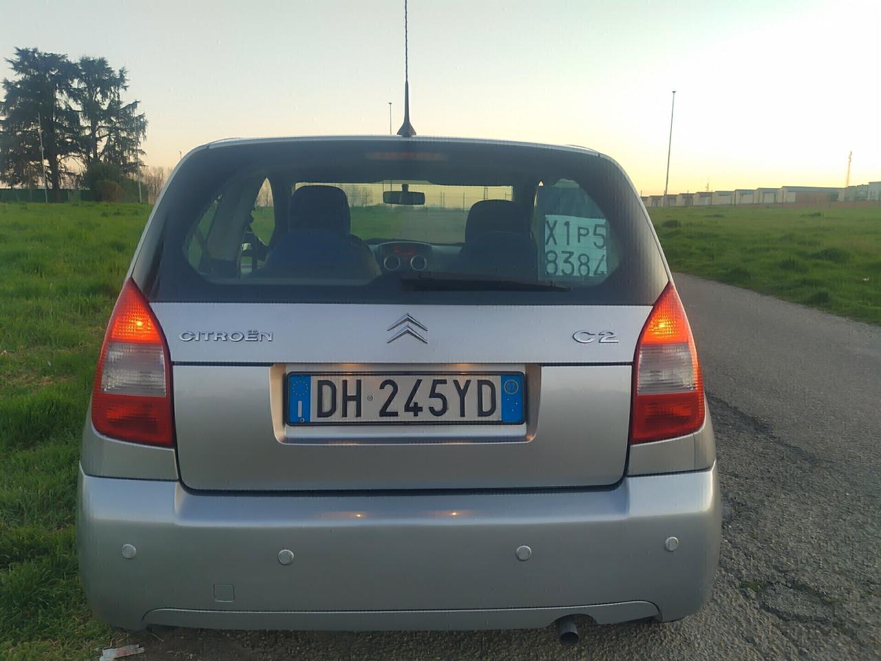 Citroen C2 1.1 Exclusive 1 Propr. Neop. Distrib. Ok
