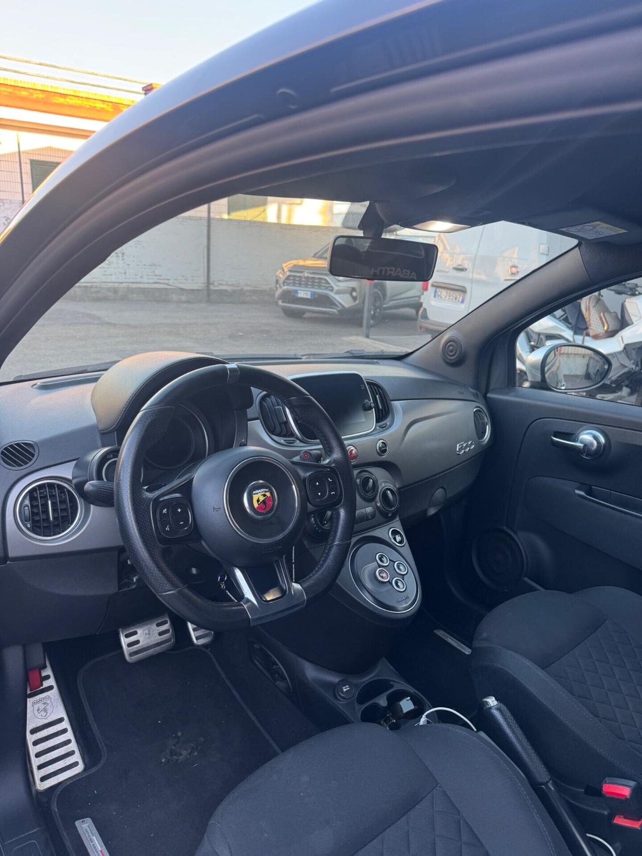 Abarth 595 1.4 Turbo T-Jet 165 CV