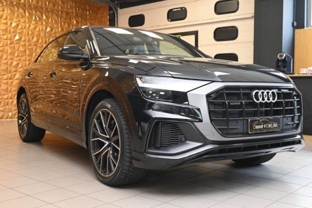 AUDI Q8 55 TFSI Q.TIP.SPORT ATT.2XS-LINE BLACKLINE 22"FULL