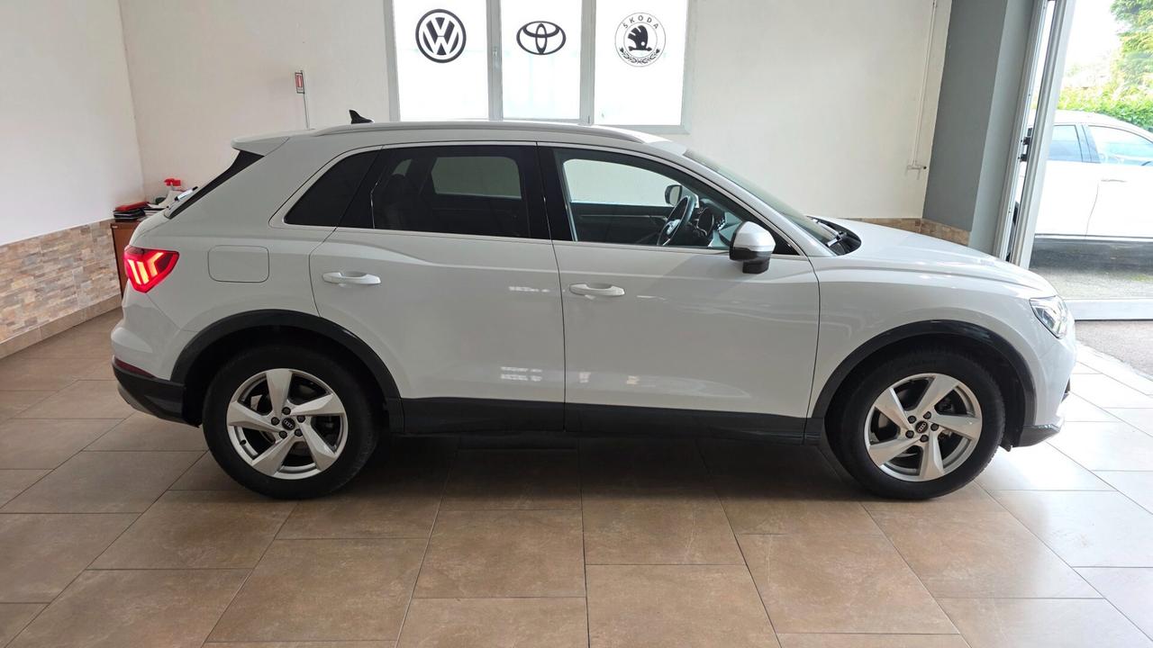 Audi Q3 35 TDI S tronic Business Advanced