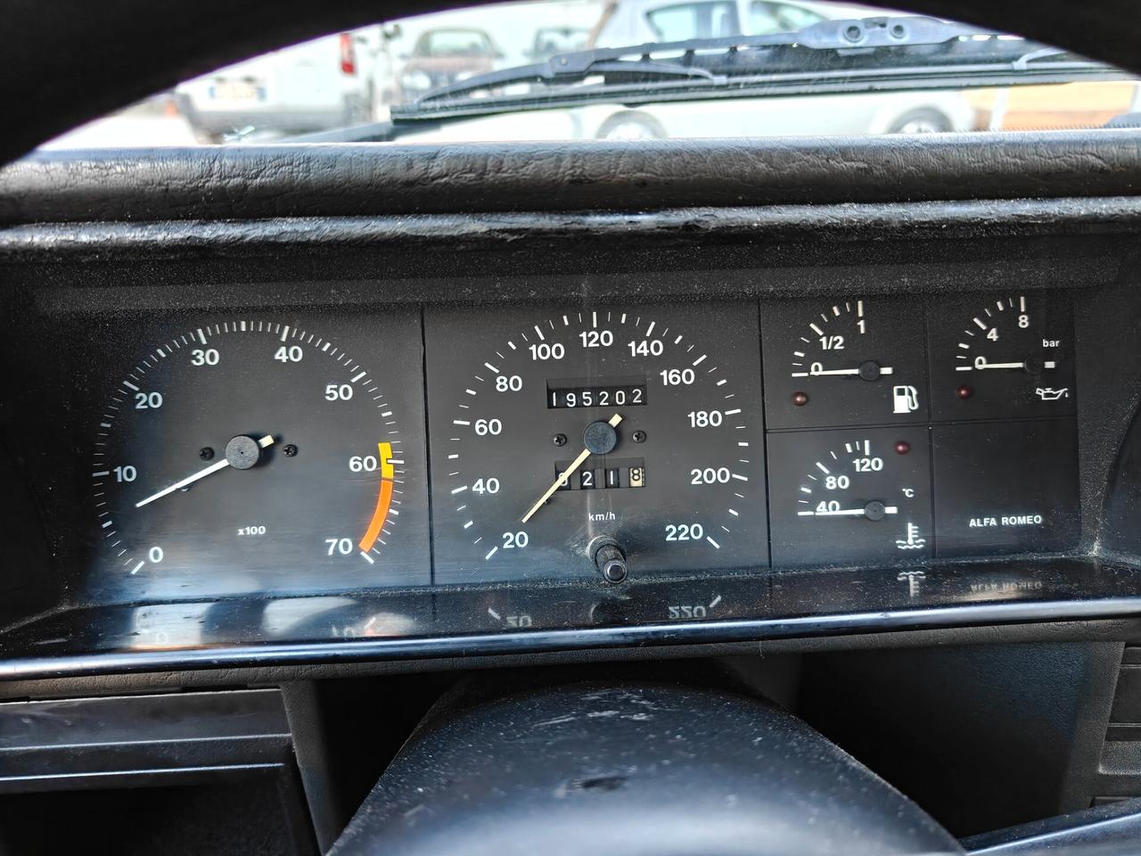 Alfa Romeo 75 motore nuovo