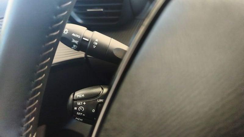 Peugeot 208 Active Pack PureTech 75 S/S
