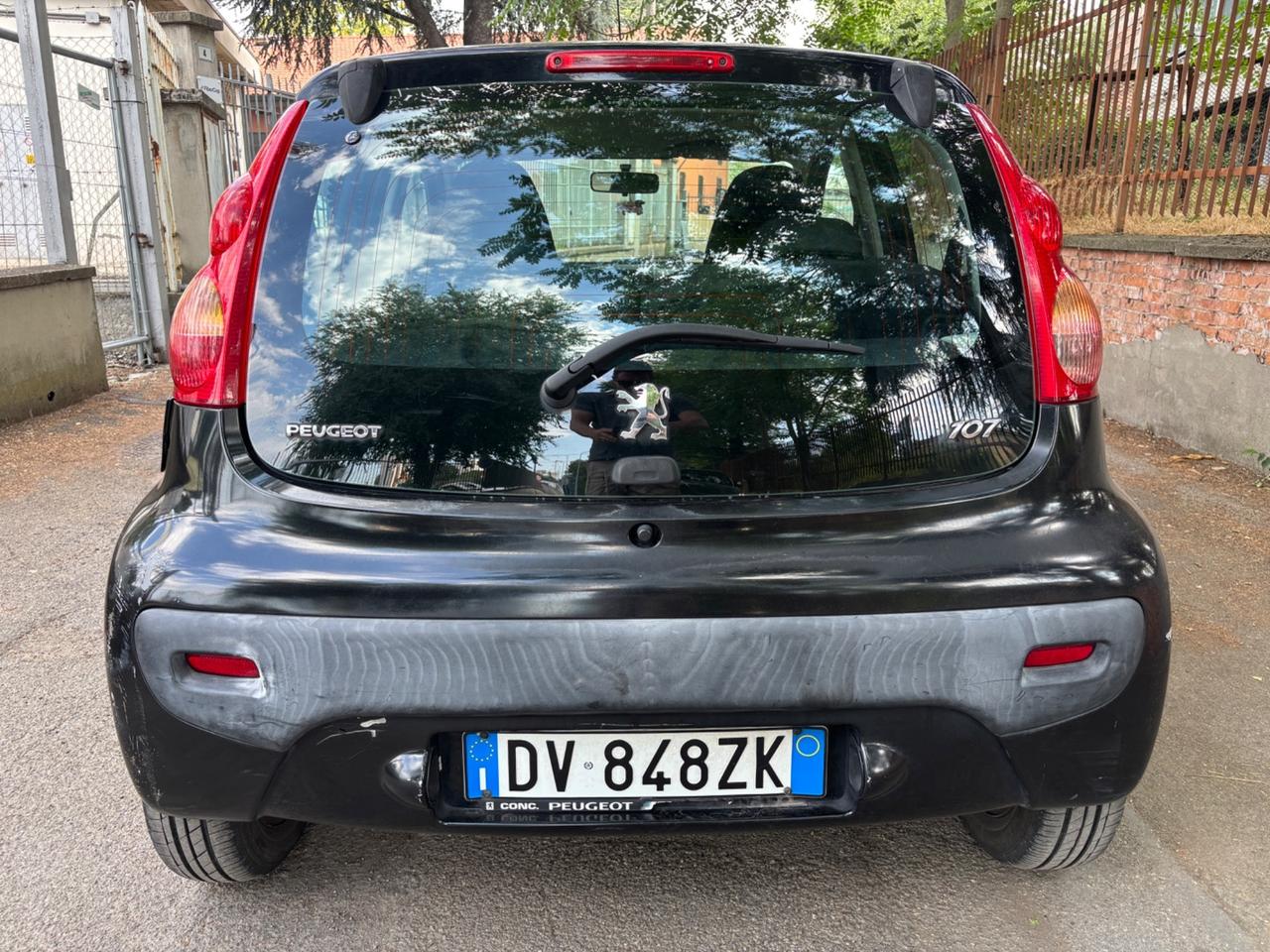 Peugeot 107 1.0 68CV 5p. Sweet Years