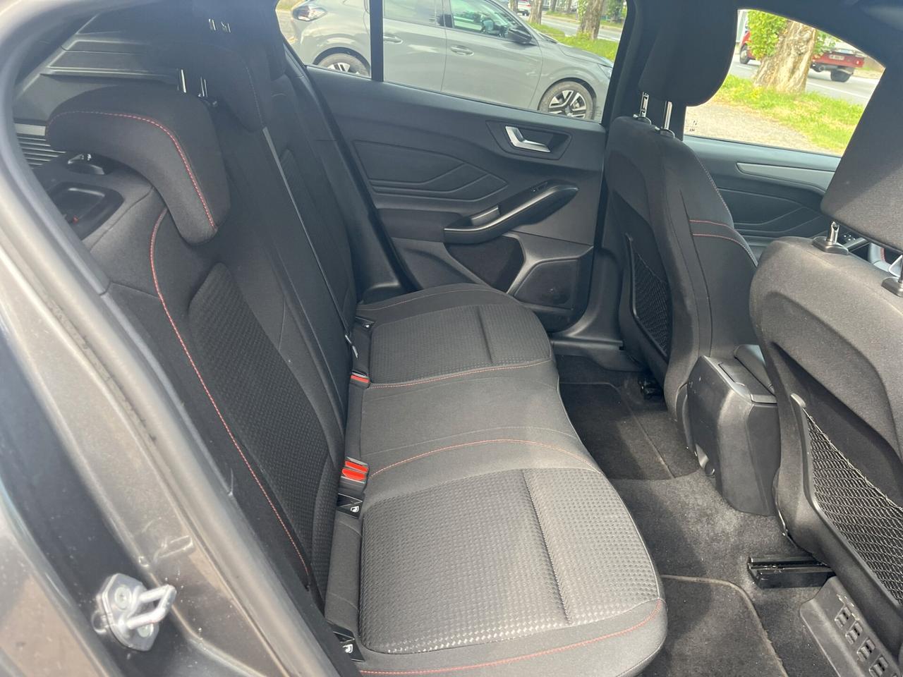 Ford Focus 1.0 EcoBoost Hybrid 125cv 5p ST-Line