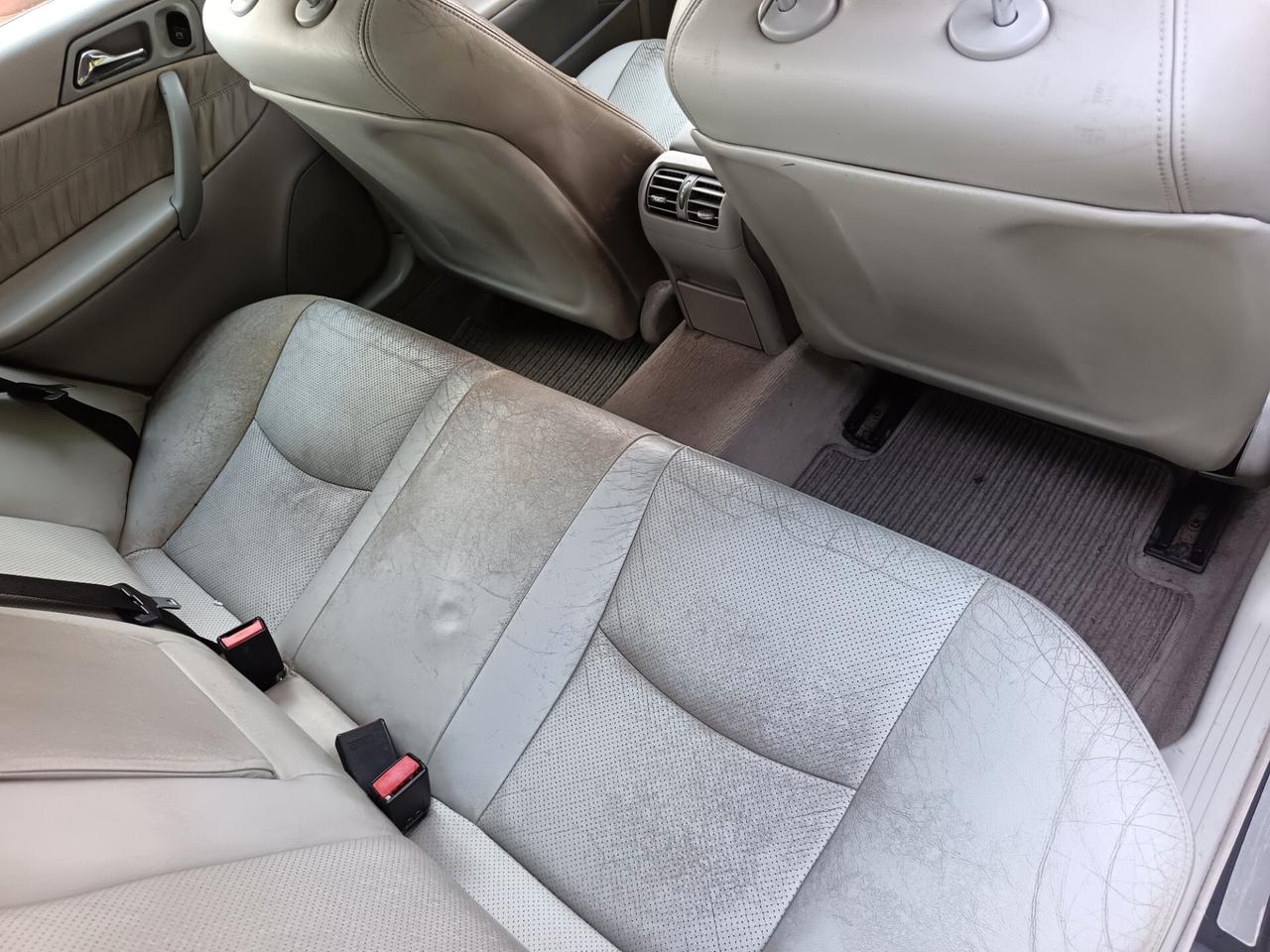 Mercedes-benz C 220 CDI 2004 ok neo patente