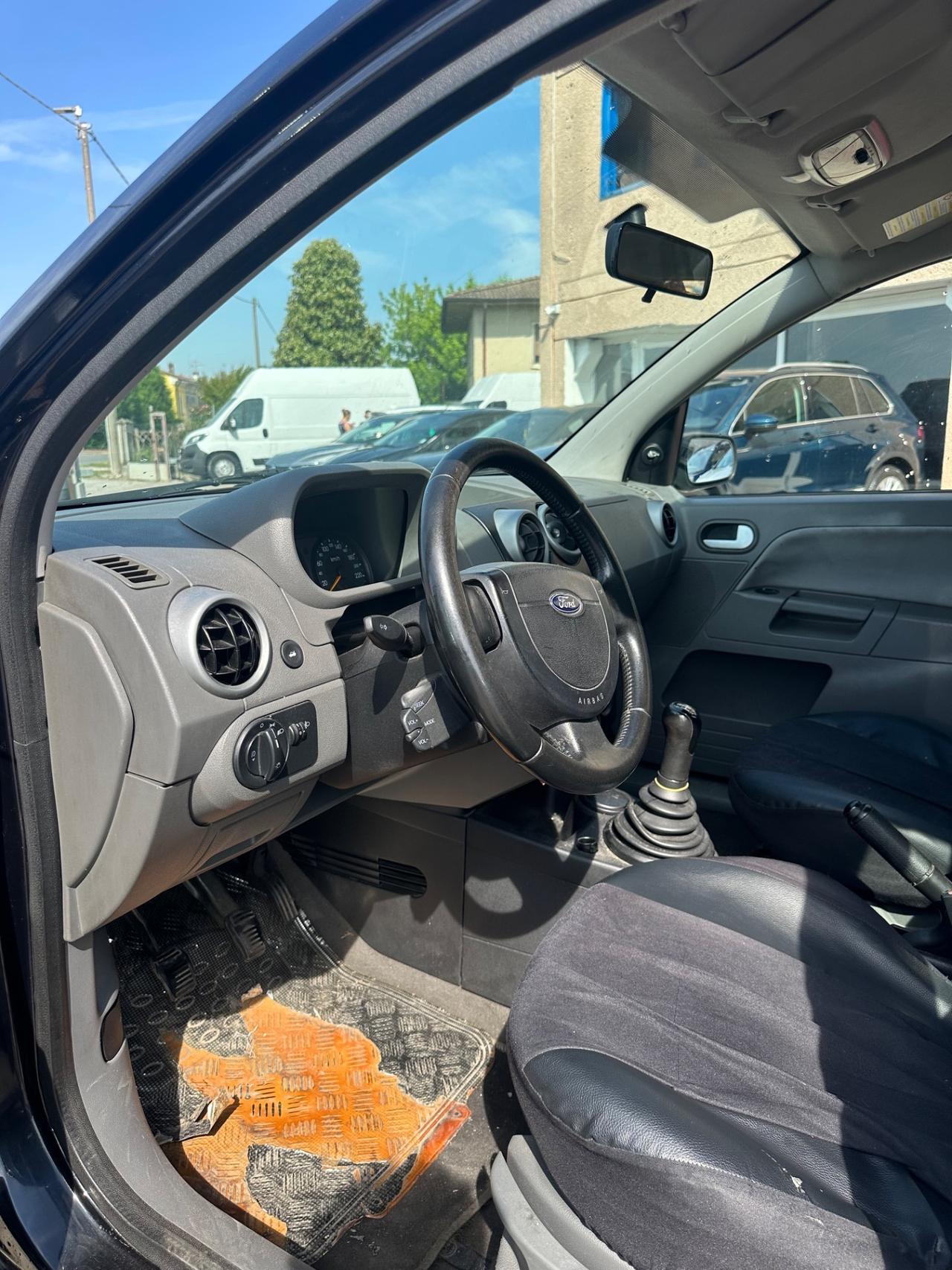 Ford Fusion 1.6 16V 5p. Elegance