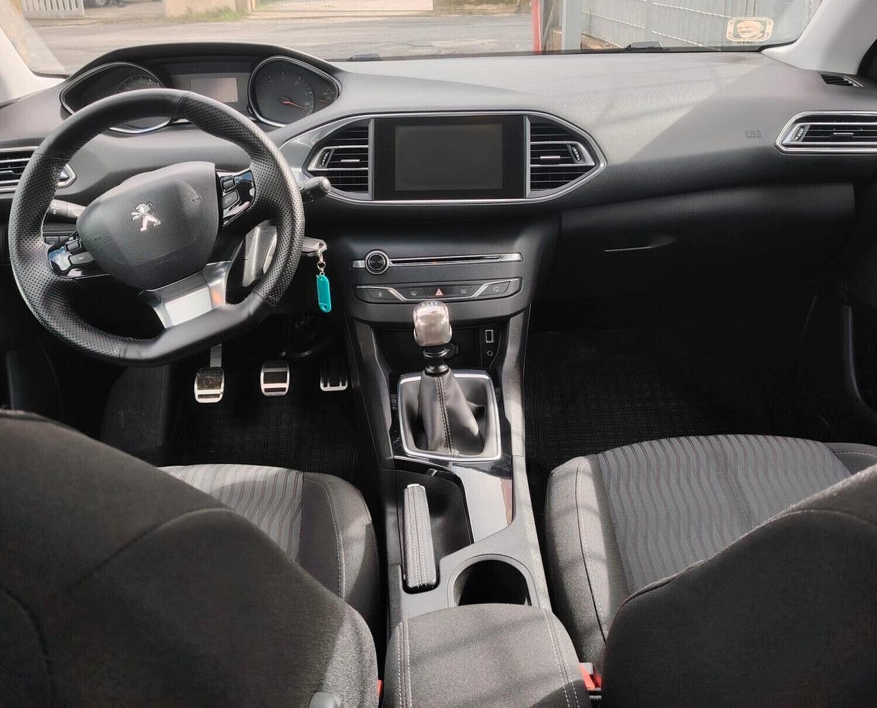 Peugeot 308 BlueHDi 120 S&S SW Allure