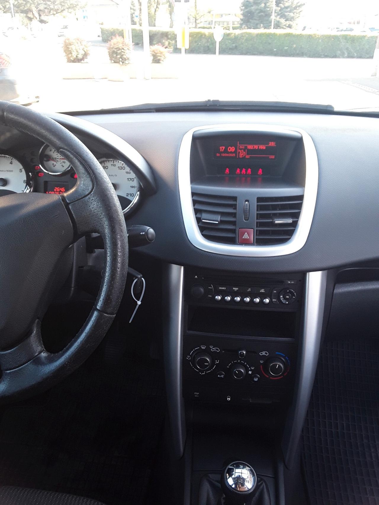 Peugeot 207 1.4 VTi 95CV 5p. Active
