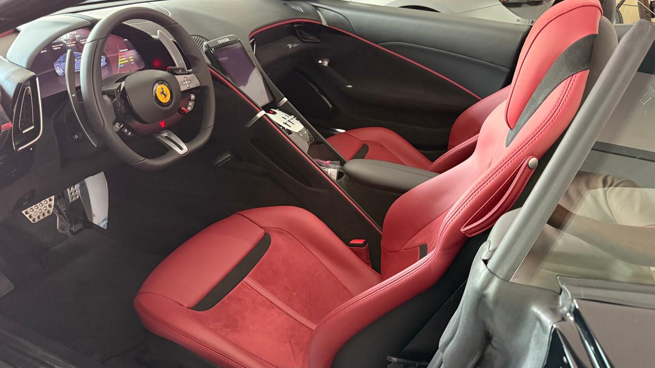 Ferrari Roma Spider KM0 UFF ITALIA