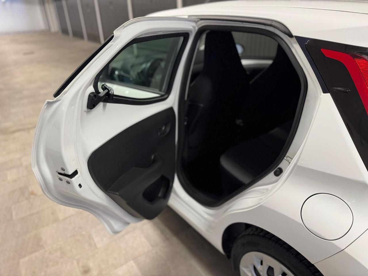 Toyota Aygo X Clusiv Connect 1.0 VVT-i #8100