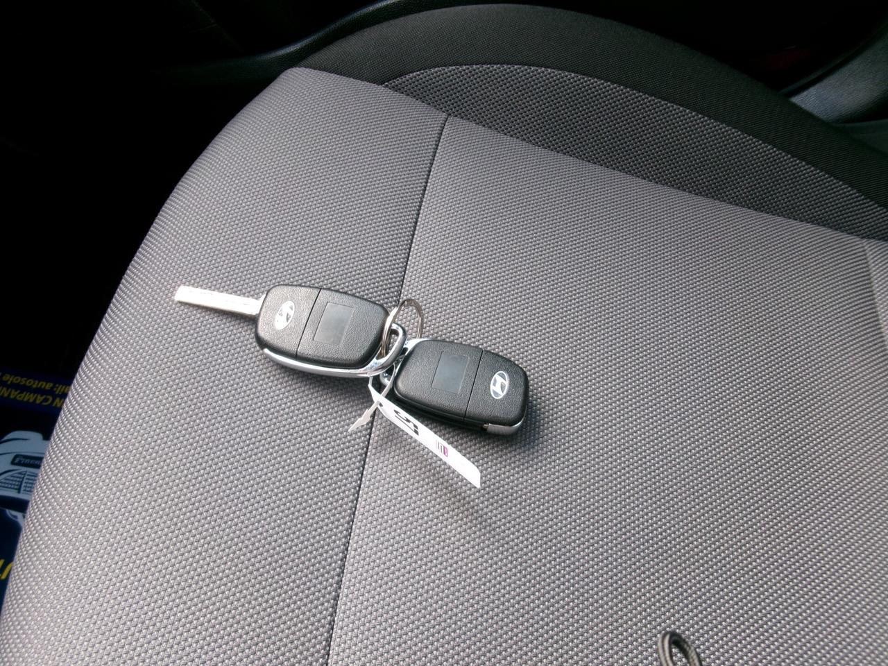 Hyundai i20 5P 1.2 75CV E6D MPI CONNECTLINE **PERFETTA**