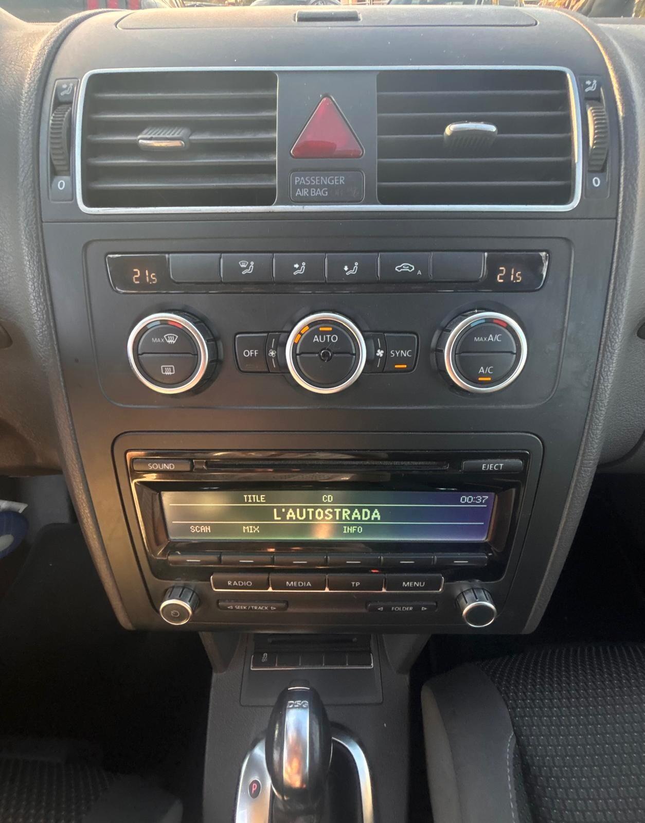 Volkswagen Touran 1.6 TDI DSG Comfortline