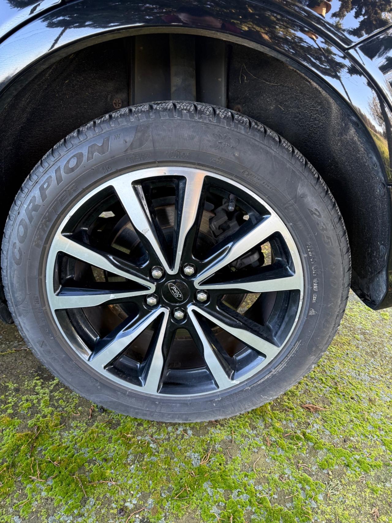 Ford Kuga 1.5 TDCI 120 CV S&S 2WD ST-Line