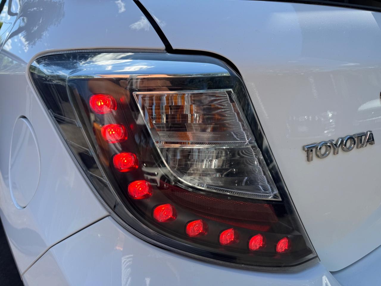 Toyota Yaris 1.0 5 porte Lounge