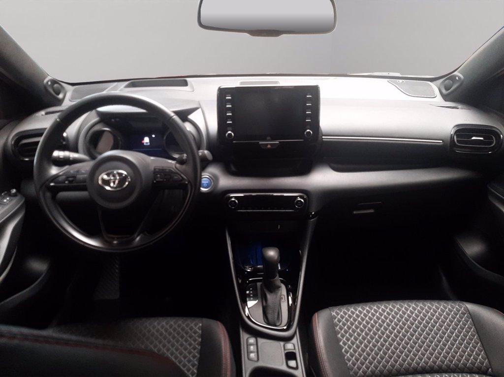 TOYOTA Yaris 1.5h premiere del 2021