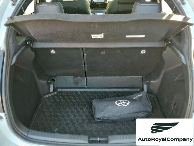 Toyota Yaris Yaris 1.5 Hybrid 5 porte Lounge