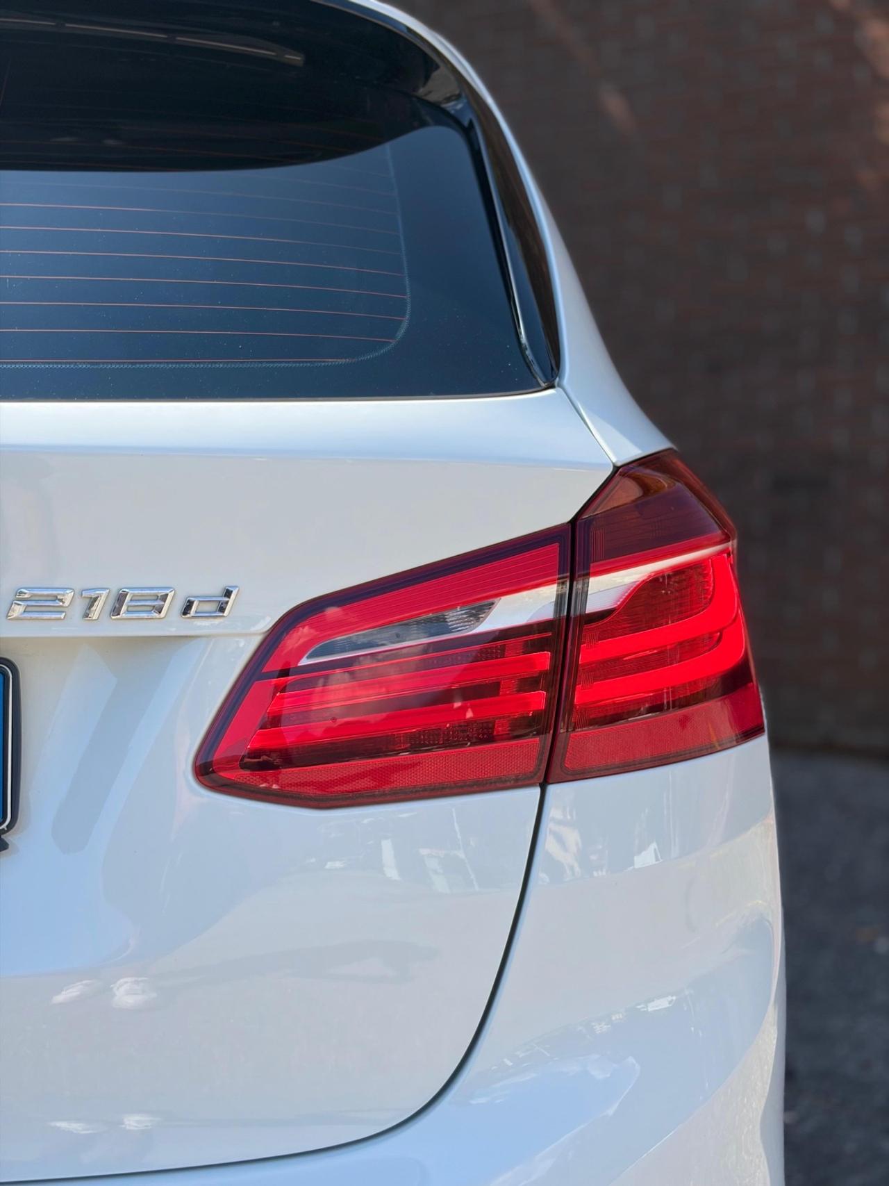 Bmw 2er Active Tourer 218d Luxury