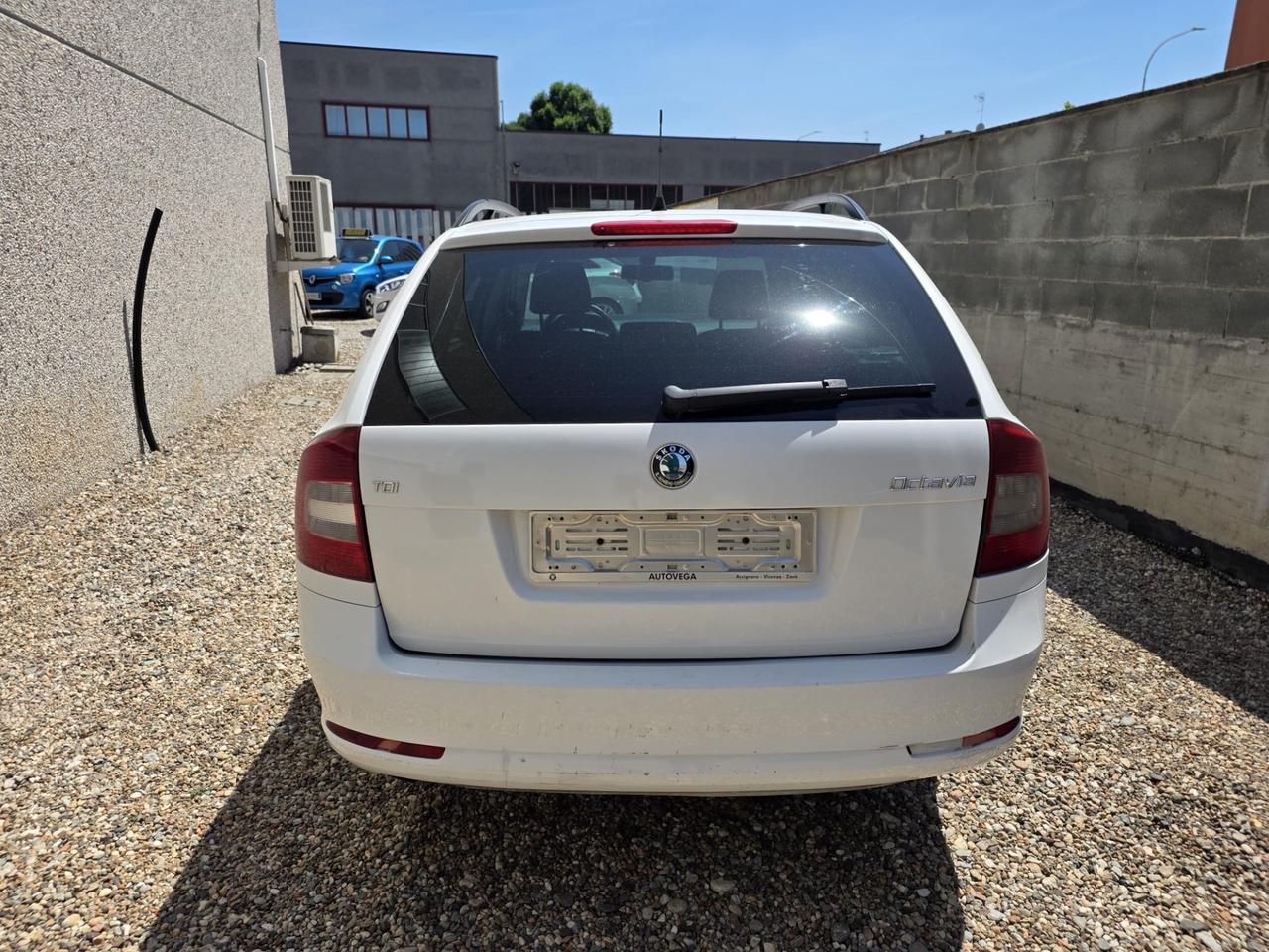 Skoda Octavia 1.6 TDI 105CV Euro 5