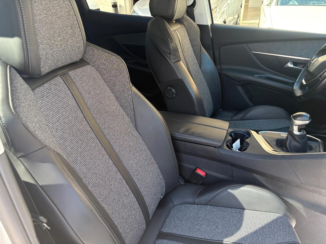 Peugeot 3008 PureTech Turbo 130 S&S Allure