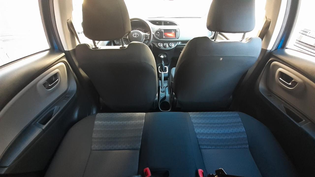 Toyota Yaris 1.0 benzina 5 porte ideale neopatentati