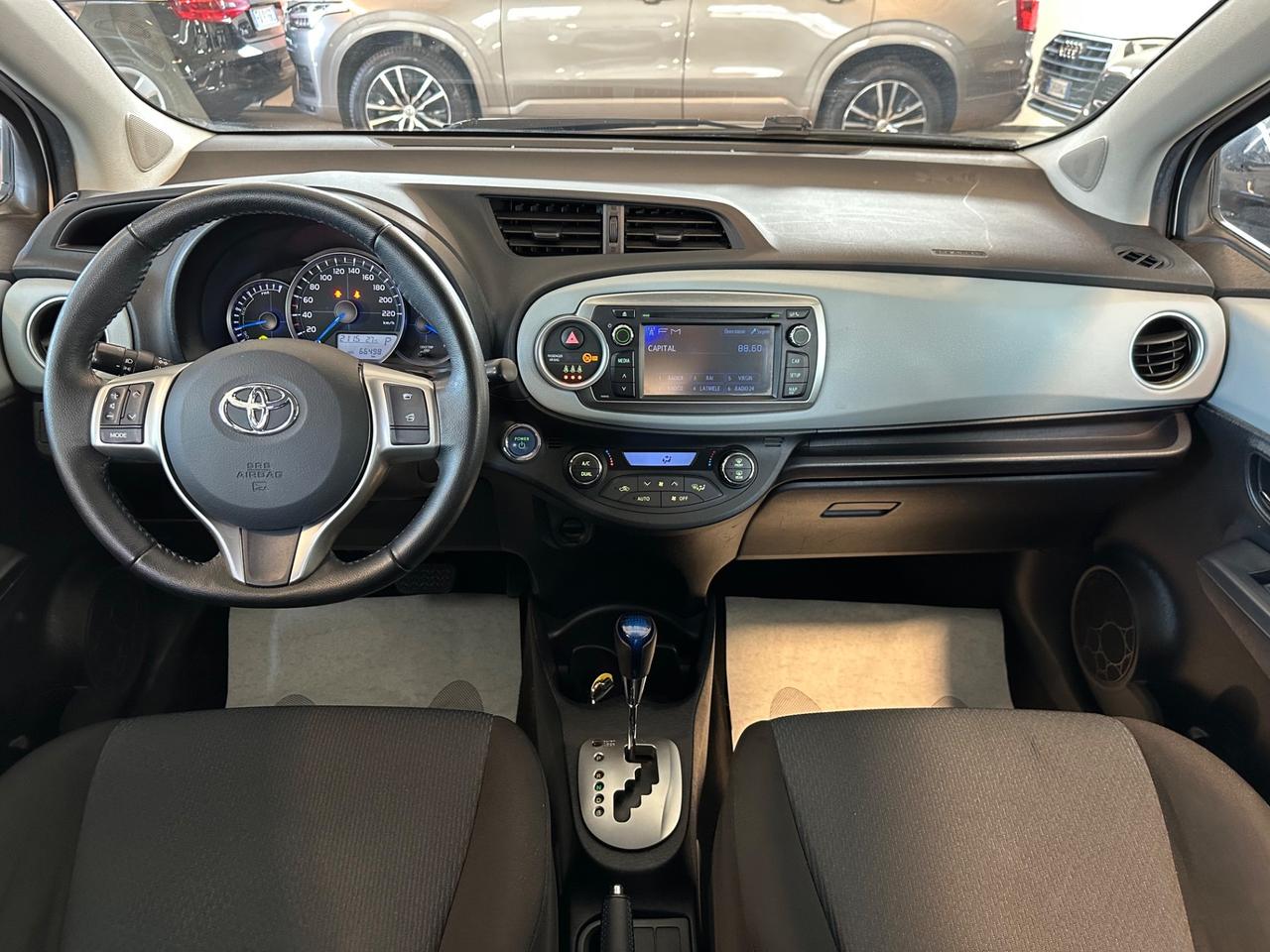 Toyota Yaris 1.5 Hybrid 5 porte Lounge Più