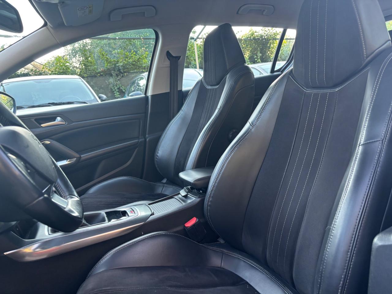 Peugeot 308 1.6 HDi 115 CV 5 porte Allure