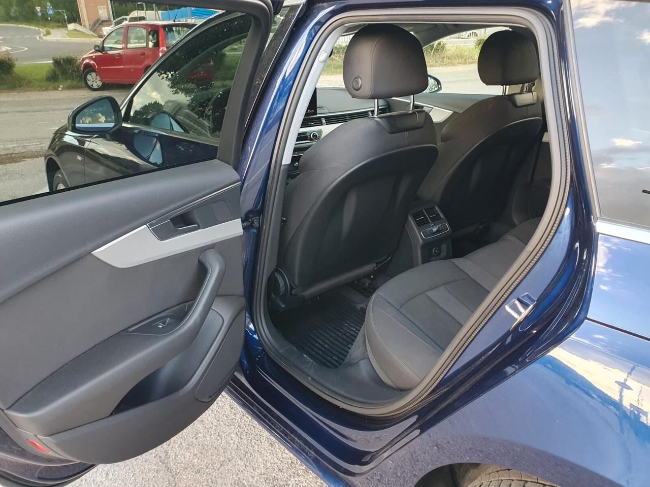 Audi A4 Avant 40 S-line METANO /OK PERMUTE /FINANZIABILE