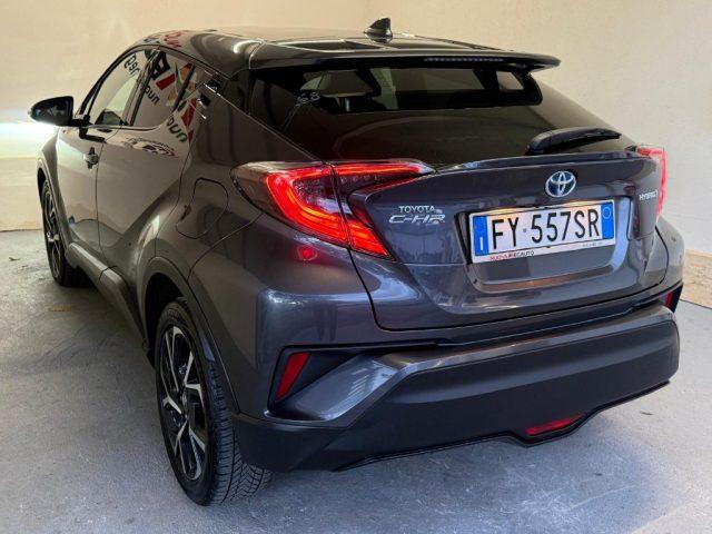 TOYOTA C-HR 1.8 Hybrid E-CVT Lounge