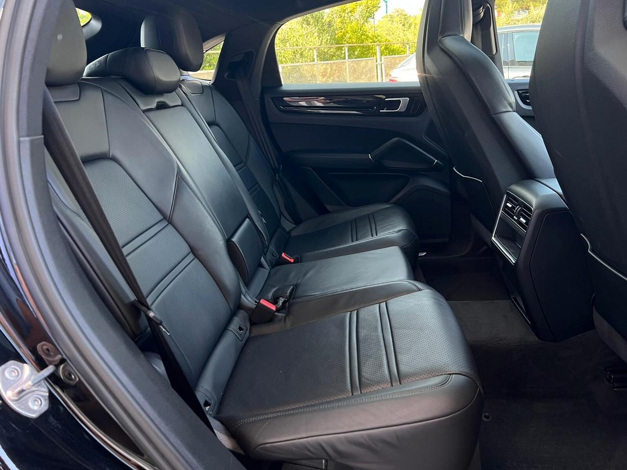 Porsche Cayenne Coupé 3.0 V6