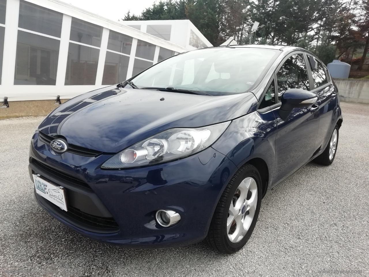 FORD Fiesta 1.4 TDCi 70 CV 5p. Titanium