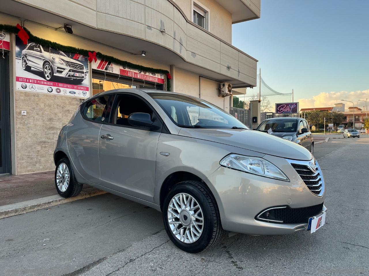 LANCIA Ypsilon 0.9 T.Air 85CV 5p. Met.Ec.Plat.