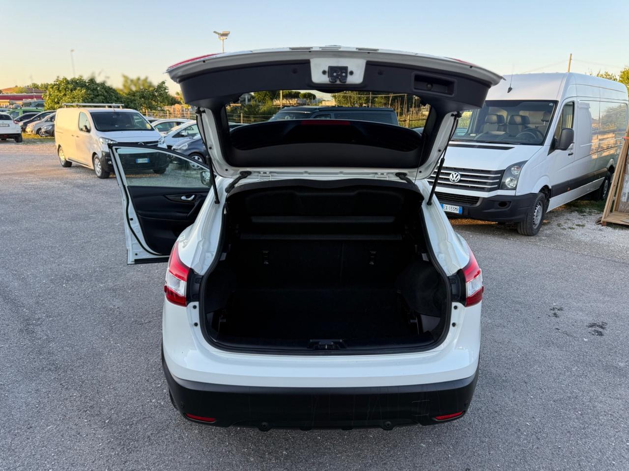 Nissan Qashqai 1.5 dCi Tekna NEOPATENTATI