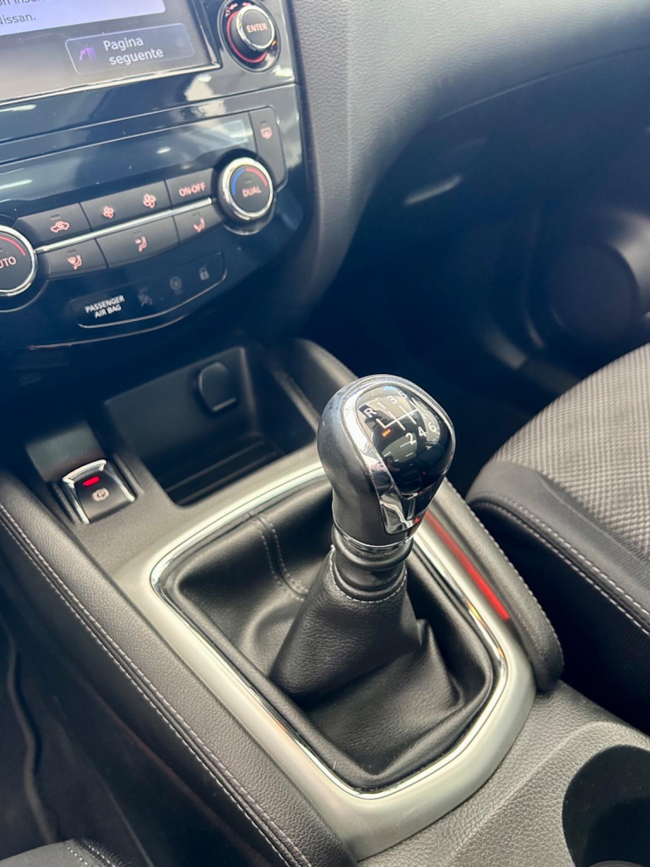 Nissan Qashqai 1.5 dCi Tekna TETTO finanziabile
